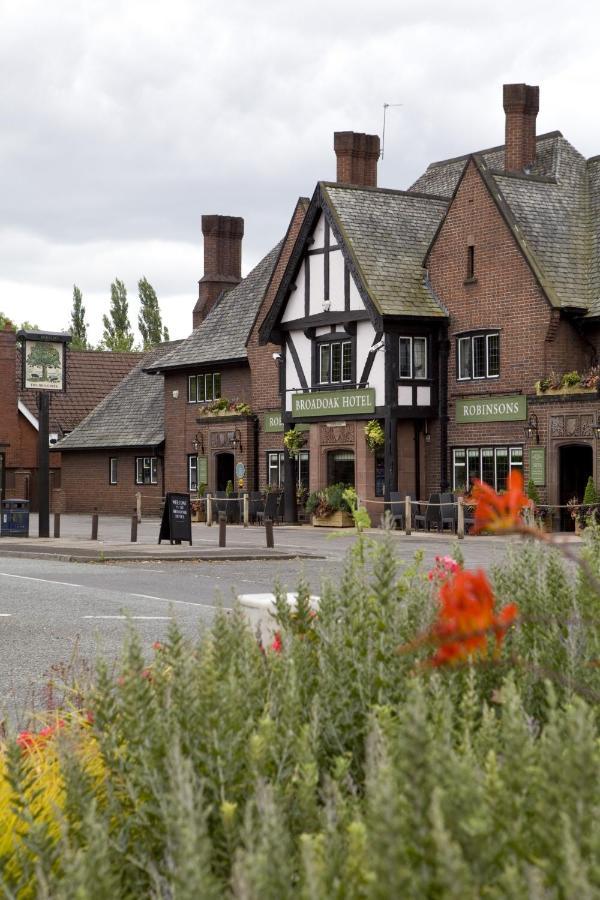 Inn The Broadoak 4*