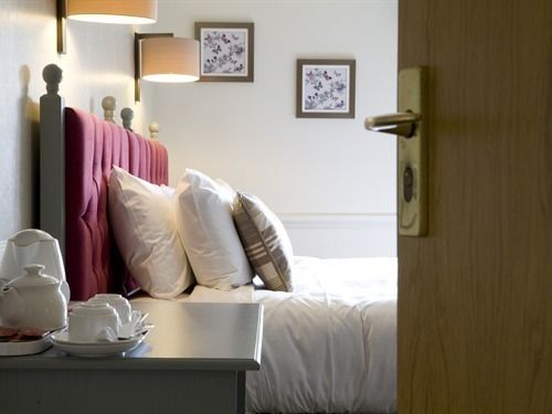 Inn The Broadoak 4*