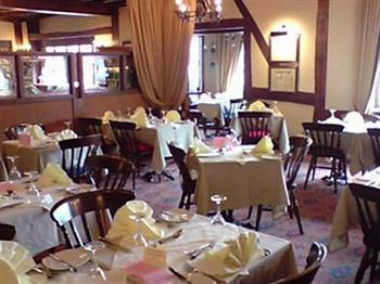 Inn The Broadoak 4*
